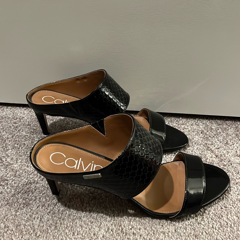 Calvin Klein Cecily Slides
